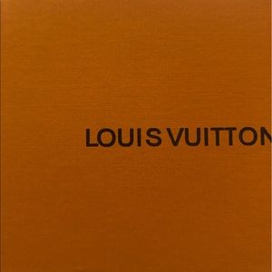 Louis Vuttion Key Pouch Box/Dustbag